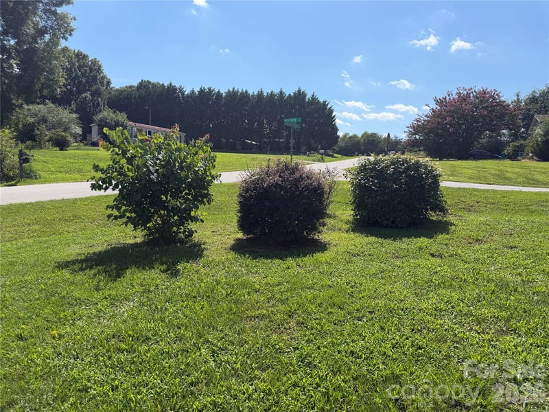 4158 High View Ct, Claremont, NC 28610