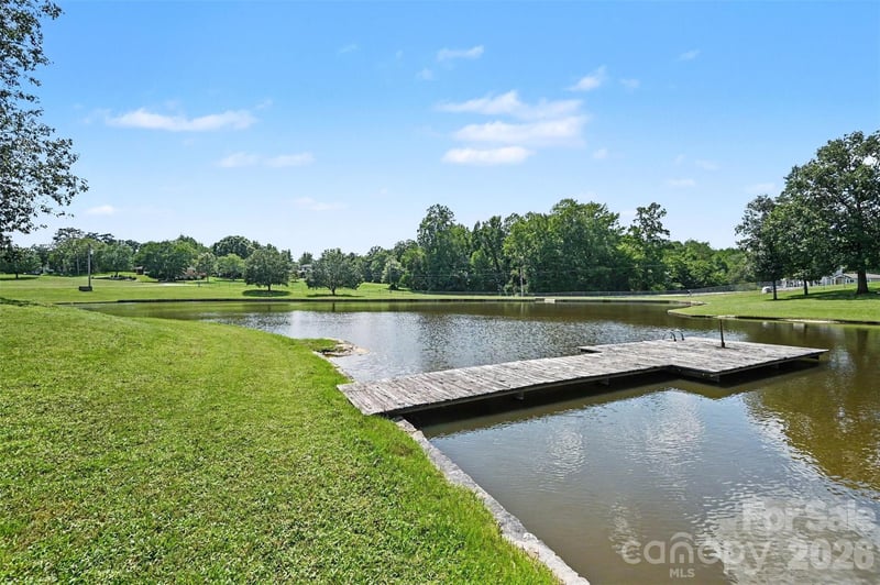 184 Hawkins Holler Dr, Salisbury, NC 28146