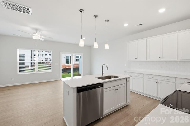 6340 Abelia Ave, Charlotte, NC 28269