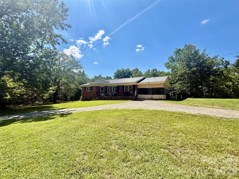 3116 Pilgrim Rd, Chester, SC 29706