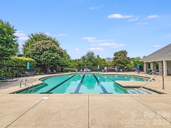 6227 Castlecove Rd, Charlotte, NC 28278