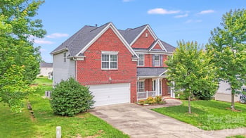 6227 Castlecove Rd, Charlotte, NC 28278
