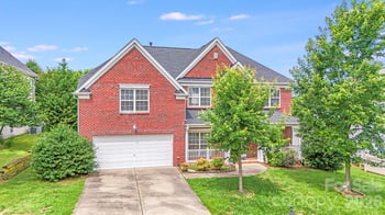 6227 Castlecove Rd, Charlotte, NC 28278