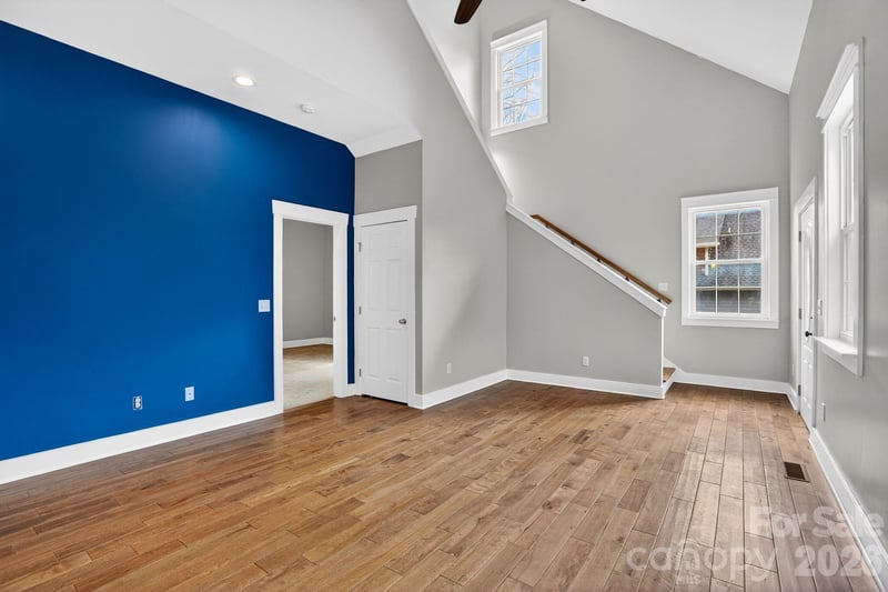 155 N Fork Rd, Black Mountain, NC 28711