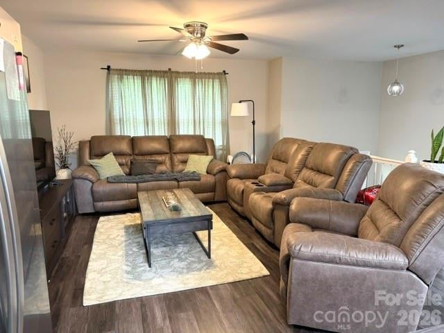 1772 Woodridge Cir, Hickory, NC 28602