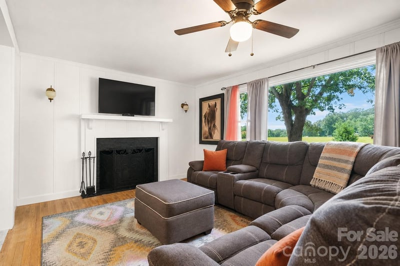 1378 Nc 182 Hw, Lincolnton, NC 28092