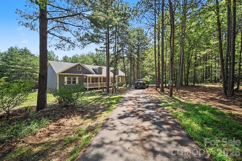 2702 Henry Knob Rd, Clover, SC 29710