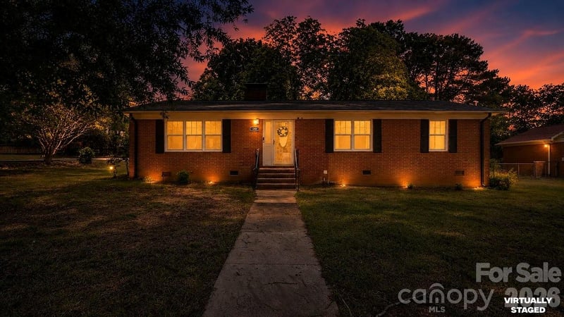 1201 Memory Ln, Monroe, NC 28112