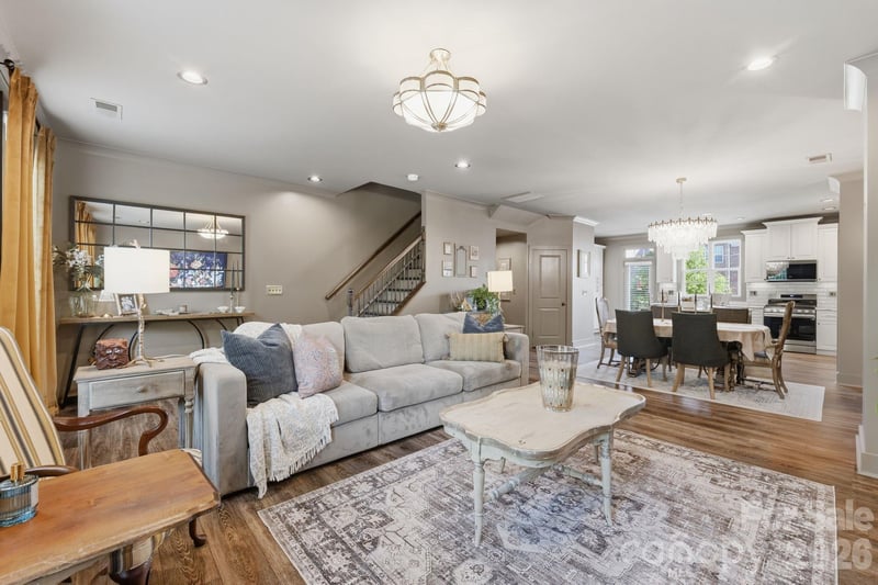 9122 Oban Passage Dr, Charlotte, NC 28273