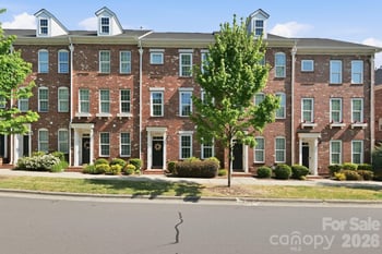 9122 Oban Passage Dr, Charlotte, NC 28273