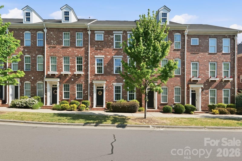 9122 Oban Passage Dr, Charlotte, NC 28273