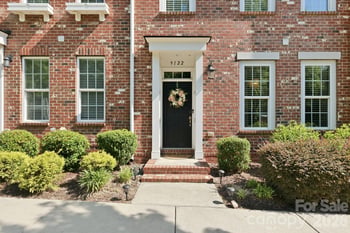 9122 Oban Passage Dr, Charlotte, NC 28273