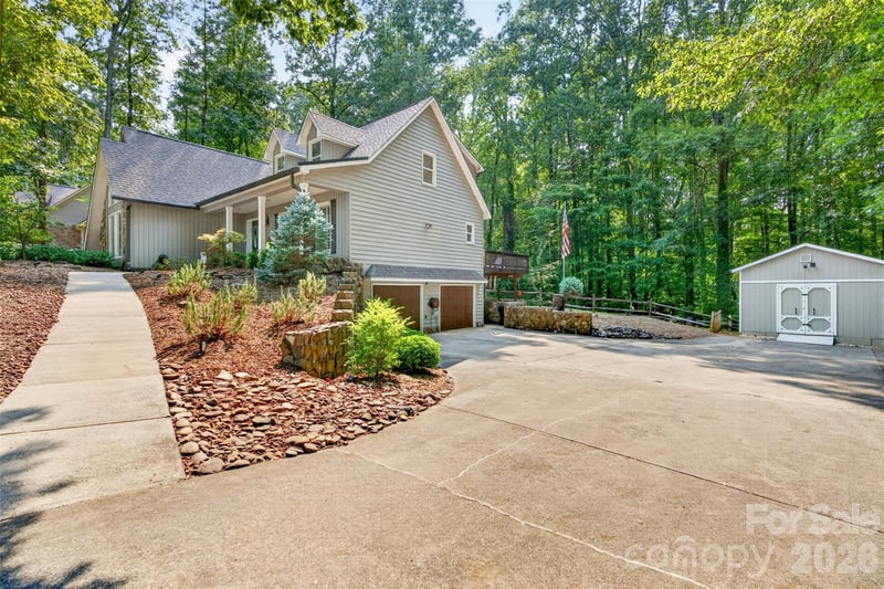 1345 Gaston Day School Rd, Gastonia, NC 28056