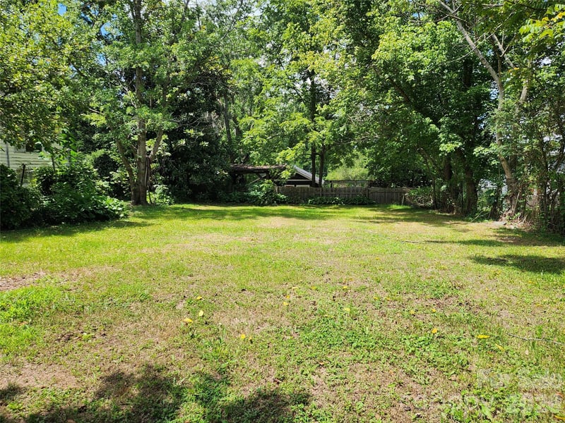 198 Fayetteville St #82, Asheville, NC 28806