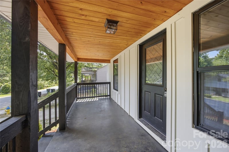 15 Meadowview Ave, Concord, NC 28027