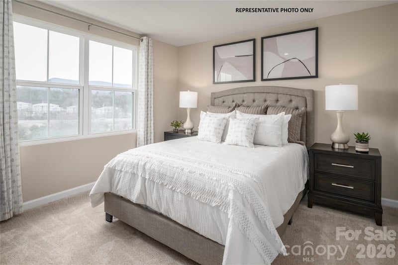5900 Granbury Dr, Kannapolis, NC 28081