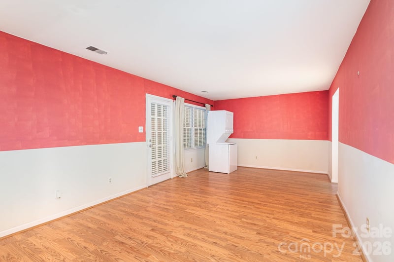 8017 Regent Park Ln, Charlotte, NC 28210