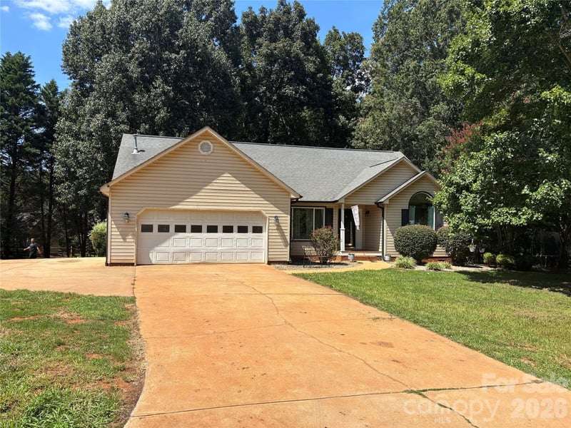 120 Strawberry Ln #15, Salisbury, NC 28147