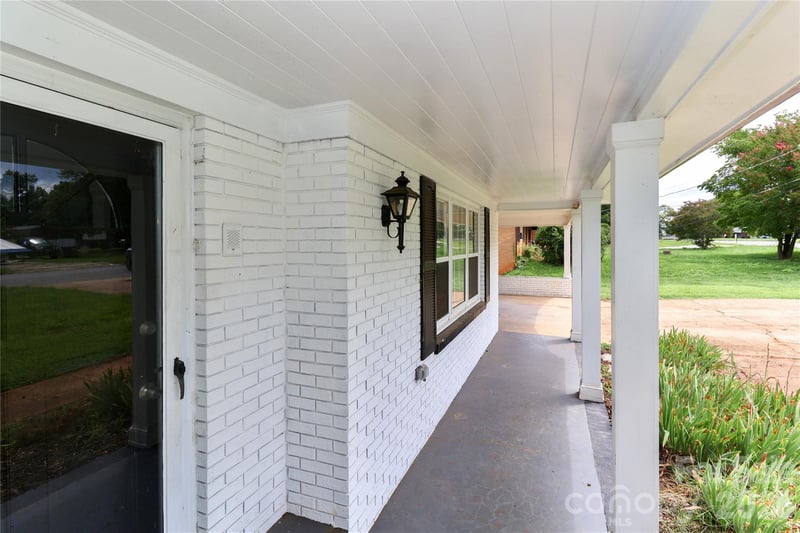 535 Carolina Ave, Statesville, NC 28677