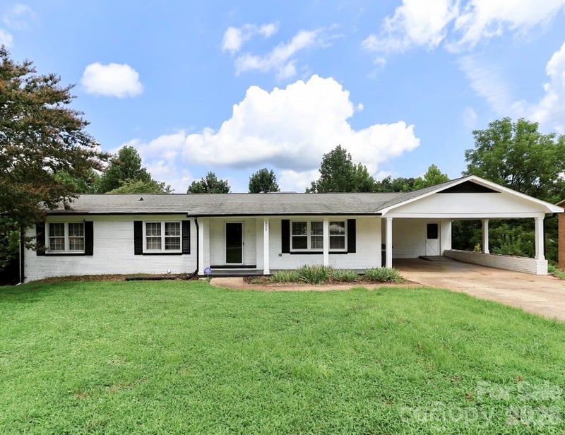 535 Carolina Ave, Statesville, NC 28677
