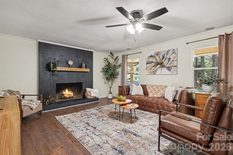 8319 Vagabond Rd, Charlotte, NC 28227