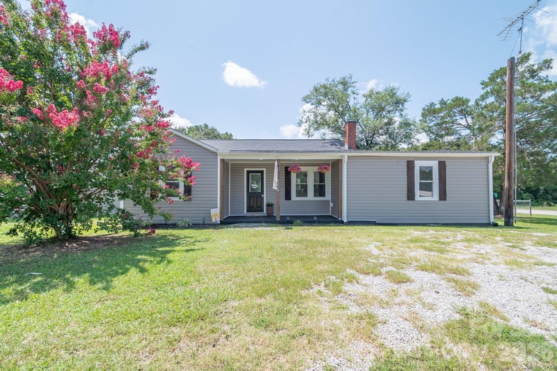 4228 Flat Creek Rd, Heath Springs, SC 29058