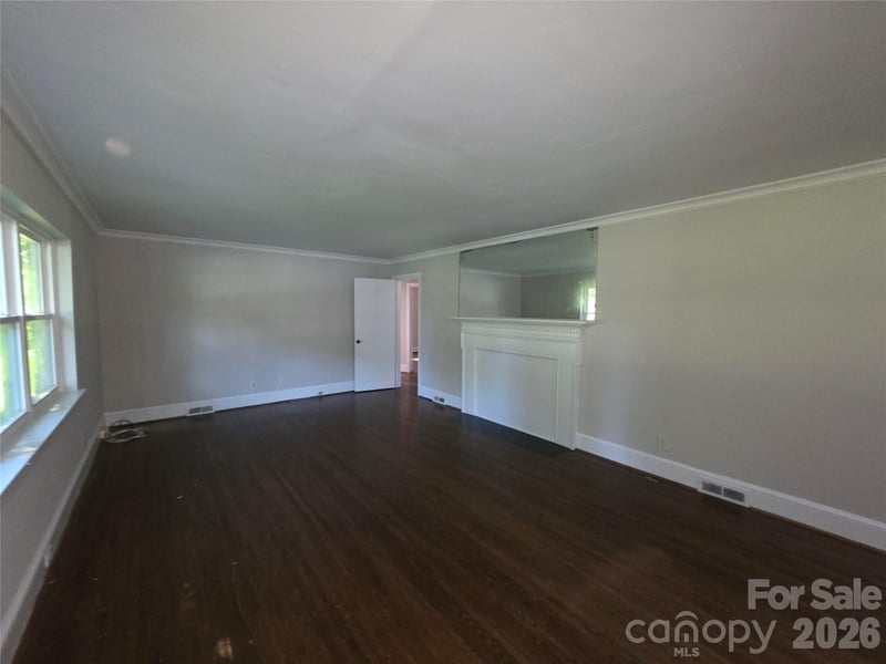 4132 Central Ave, Charlotte, NC 28205