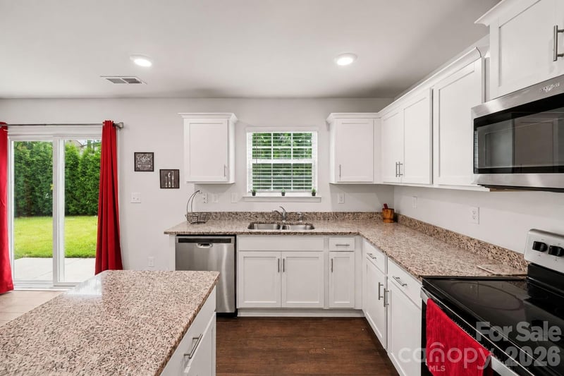 7217 Finnigan Rd, Charlotte, NC 28215
