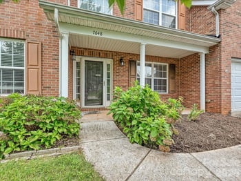 7648 Natalie Commons Dr, Denver, NC 28037