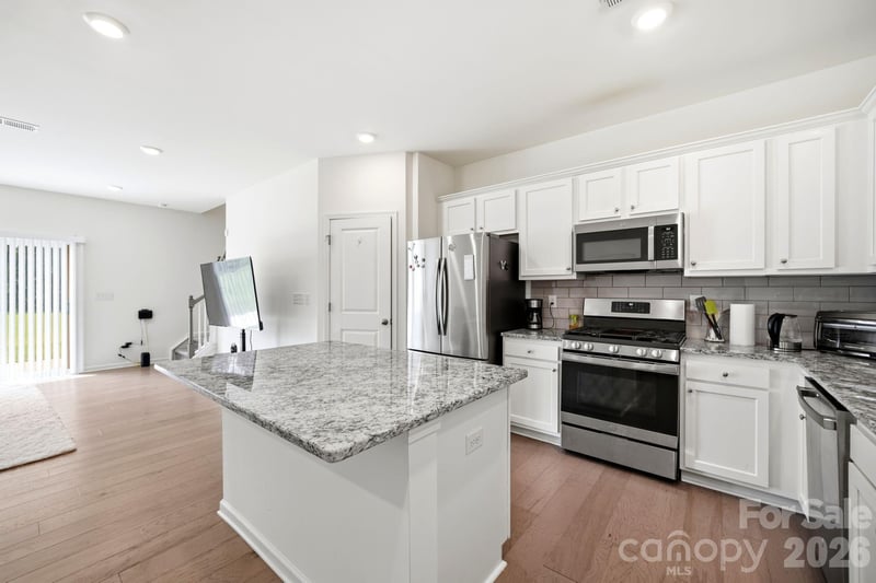 235 Quinn Rd, Matthews, NC 28104
