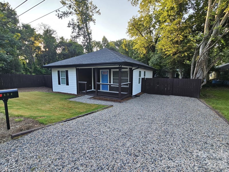232 2nd St, Kershaw, SC 29067