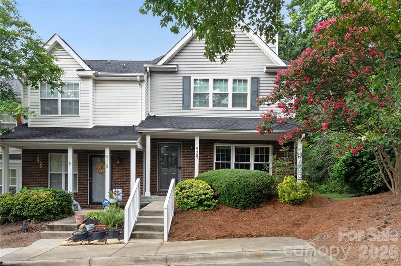 9357 Glenwater Dr, Charlotte, NC 28262