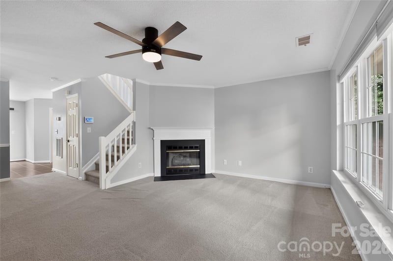 9357 Glenwater Dr, Charlotte, NC 28262