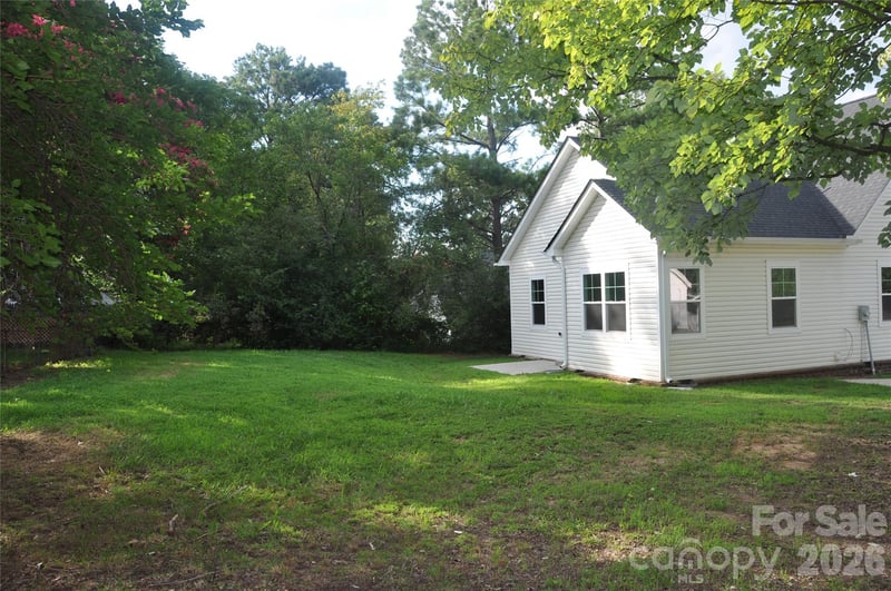 331 Nesbit Ave, Mooresville, NC 28115