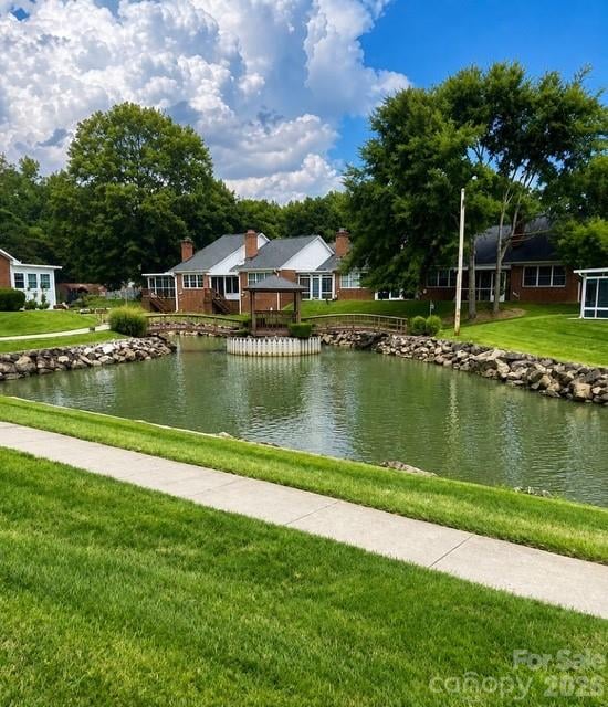 19940 Oak Leaf Cir, Cornelius, NC 28031