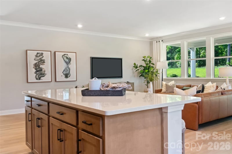 6042 Bella Vista Dr, Denver, NC 28037