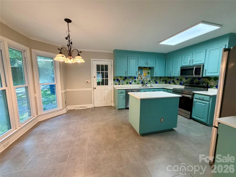 5424 Gristmill Ln, Charlotte, NC 28227