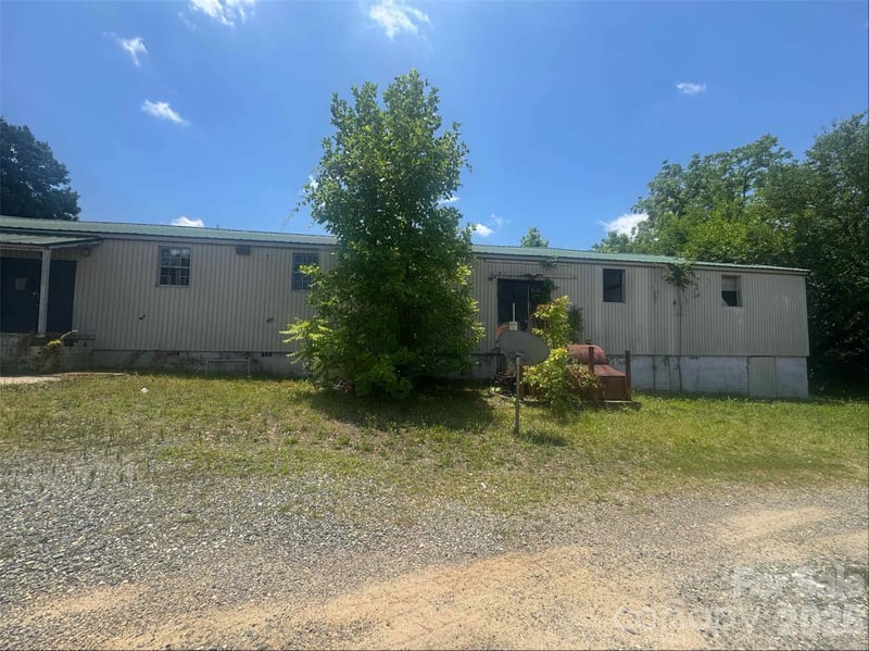 529 Broad St, Gastonia, NC 28054