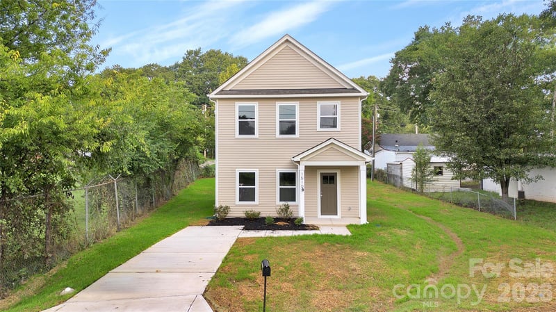 1510 Beechwood Dr, Gastonia, NC 28052