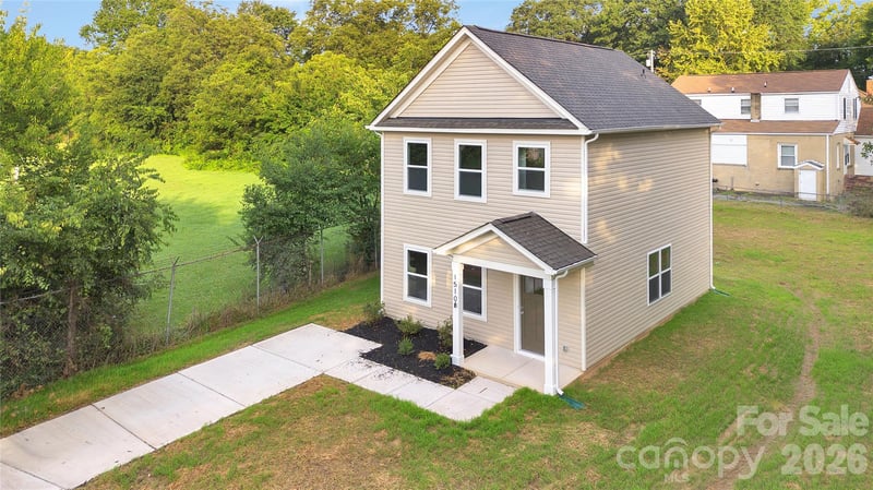 1510 Beechwood Dr, Gastonia, NC 28052