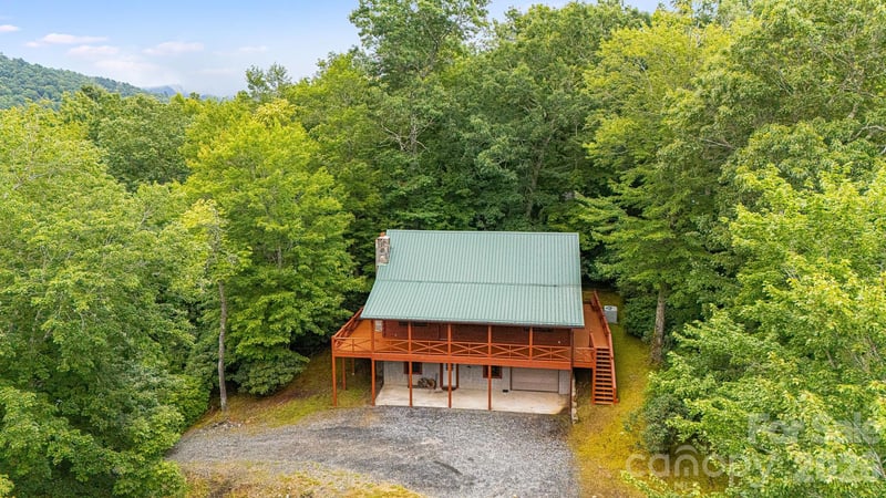 256 Fairway Loop, Burnsville, NC 28714