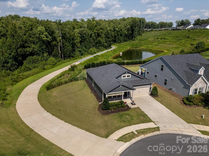 5609 Lavaux Ct, Charlotte, NC 28214