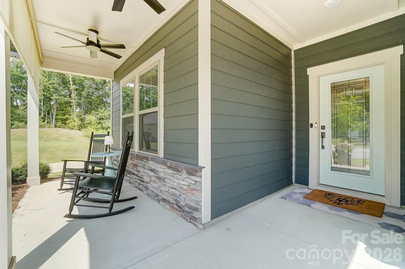 5609 Lavaux Ct, Charlotte, NC 28214