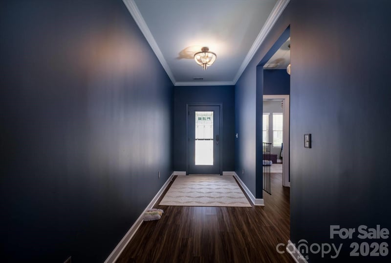 5609 Lavaux Ct, Charlotte, NC 28214