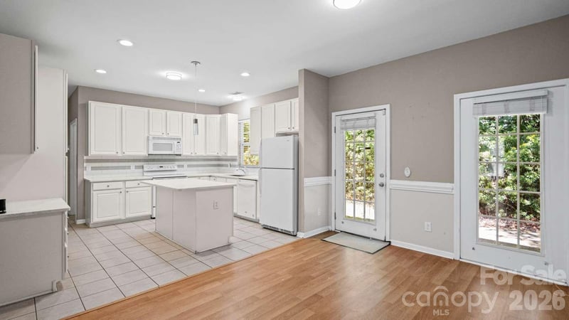 10305 Flat Stone Rd, Charlotte, NC 28213