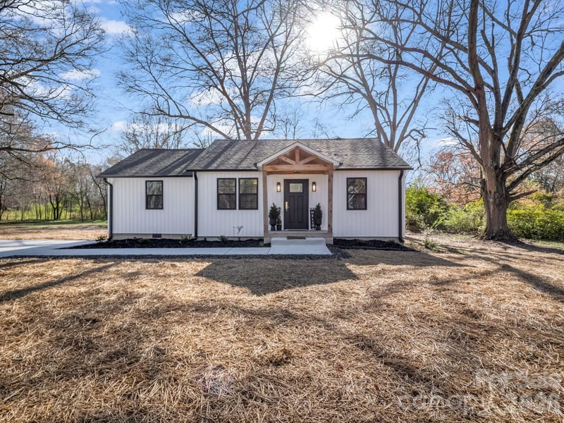 1325 W Nc Hwy 150 Hw, Lincolnton, NC 28092