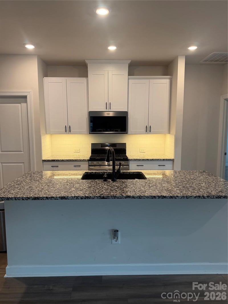 2161 Cherrybark Ct, Denver, NC 28037