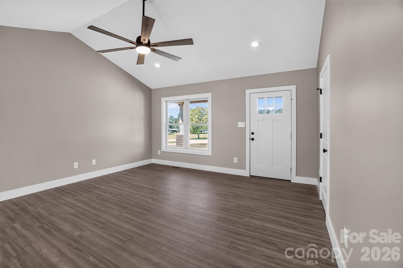 2418 Rock Dam Rd, Lincolnton, NC 28092
