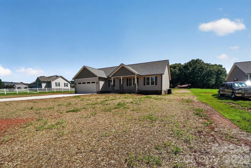 2418 Rock Dam Rd, Lincolnton, NC 28092