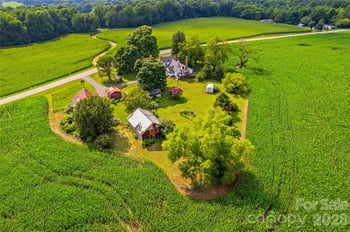532 Rash Rd, Olin, NC 28660